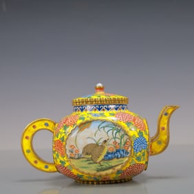 A Exquisite Coppery Enamel Flower and Bird Pattern Teapot