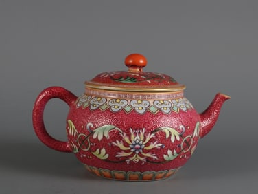 An Exquisite Famille-Rose Ruby Red-Glazed Lotus Pattern Teapot