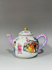 An Exquisite Famille-Rose Painted Gold Character and Story Pattern Teapot