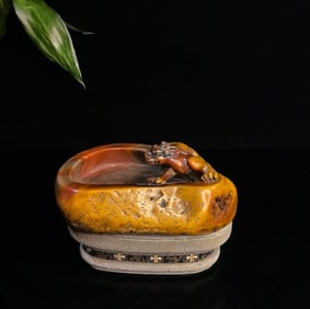 An Exquisite Shoushan Stone Auspicious Beast Patternwith poem Brush Washer