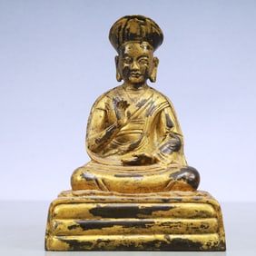 A Exquisite Gilt Bronze Statue of Tsongkhapa