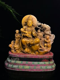 An Exquisite Shoushan Stone Statue of Avalokitesvara Seal Ornament