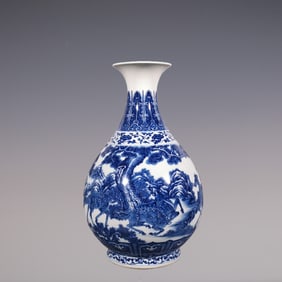 An Exquisite Blue and White Lotus Pattern Sika Deer Pattern Vase