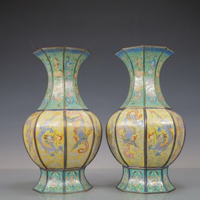 A Exquisite A pair of Coppery Enamel Flower and Butterfly Pattern Dragon and Phoenix Pattern Vase