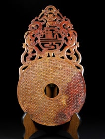 An Exquisite White Jade Dragon Pattern Ornament