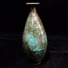 An Exquisite Jun yao Blue Glazed Vase