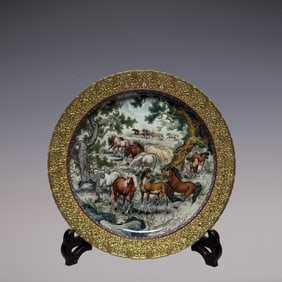 An Exquisite Enamel Painted Gold Flower Pattern Bats and Peach Pattern Horse Pattern Plate