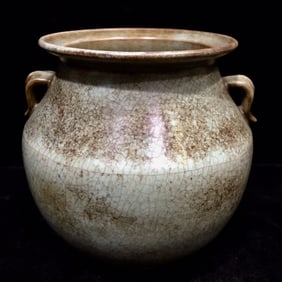 An Exquisite Ru yao Double-Ears Jar