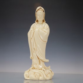 A Exquisite Ding yao Statue of Avalokitesvara Buddha statue