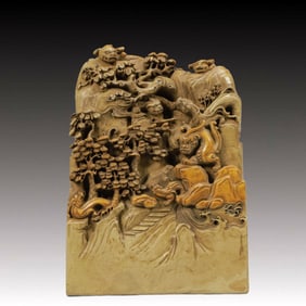 An Exquisite Shoushan Stone Carved Dragon Pattern Seal