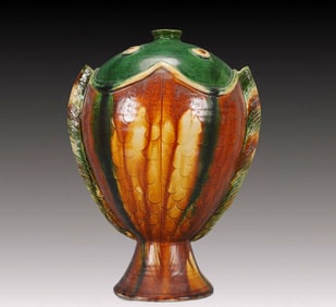 A Rare Tang Tri-Color Glazed Pottery Fish-Shaped Vase