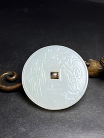 An Exquisite White Jade Figure Pattern Jade Pendant