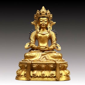 A Solemn Gilt Bronze Statue of Amitayus