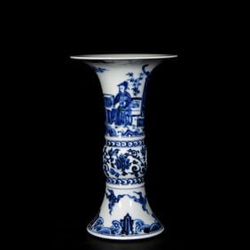 An Exquisite Blue and White Character and Story Pattern Vase