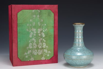 An Exquisite Ru yao Sky Blue Glazed Vase,With an Imperial Poem by Emperor Qianlong