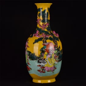 A Huge Yellow Glazed Famille-Rose Figure and Story Pattern Dragon-Ears Vase