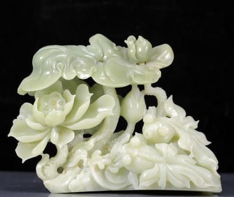 An Exquisite Greenish Jade Lotus and Fish Pattern Ornament