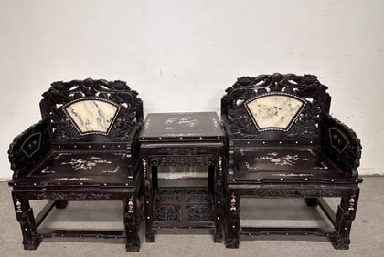 A Set of Fine Zitanwood Inlaid Shell Flower and Bird Pattern End Table and Armchais