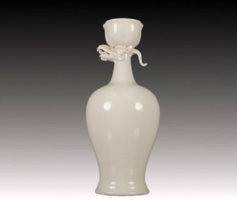 A Rare Ding yao Flower and Phoenix Pattern Vase