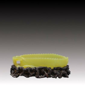 An Exquisite Shoushan Stone Washer