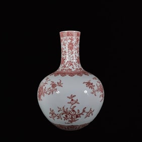 A Exquisite Underglaze-Red Flower and Fruit Pattern Vase