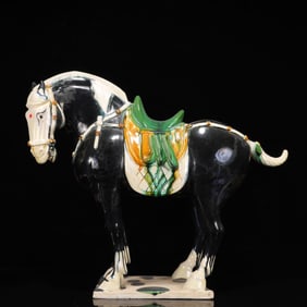 An Rare Tang Tri-Color Glazed Pottery Horse Ornament
