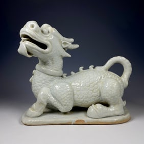 An Exquisite Hutian yao Kylin Ornament