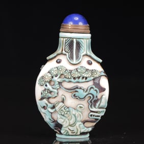 An Exquisite Glass Figure Pattern Snuff Bottle