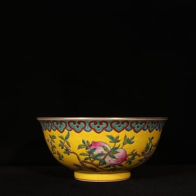 An Exquisite Enamel Flower and Fruit Pattern Bowl