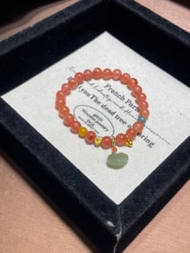 An Exquisite Agate With Greenish Jade Bracelet