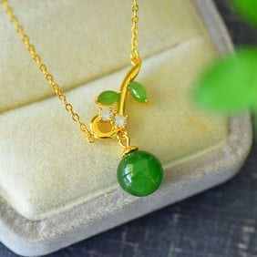 An Exquisite Sterling Silver-Gold Plated Inlaid Jasper Necklace,Inlaid Diamond