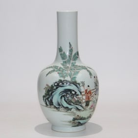 An Exquisite Doucai Character and Story Pattern Vase