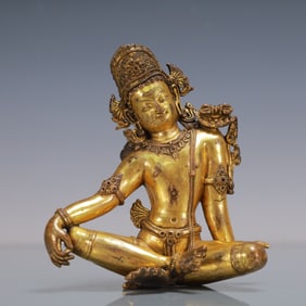 A Exquisite Gilt Bronze Statue of Tara