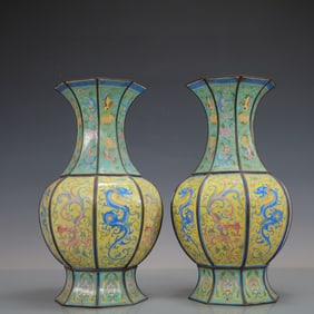 A Exquisite A pair of Coppery Enamel Flower and Butterfly Pattern Dragon Pattern Vase