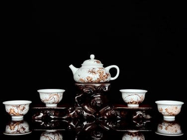 A Set of Fine Ink Color Flower Pattern with poem Teapot Cup