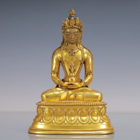 A Exquisite Gilt Bronze Statue of Amitayus