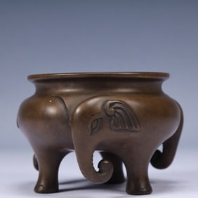 An Exquisite Bronze Tripod Censer