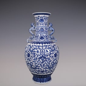 An Exquisite Blue and White Lotus Pattern Dragon Pattern Double-Ears Vase