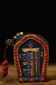 An Exquisite Stone Inlaid Gems Buddha Statue Pattern Brand