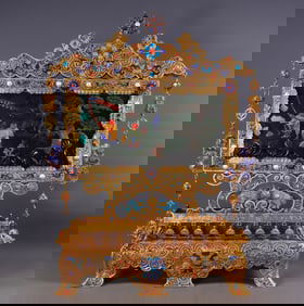 An Exquisite Gilt Bronze Inlaid Jasper Inlaid Gems Character and Story Pattern Dragon Pattern Screen