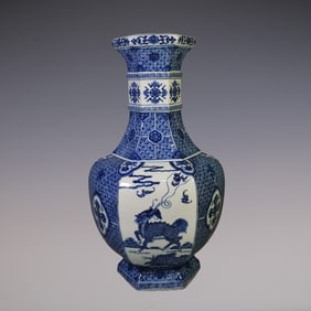 An Exquisite Blue and White Kylin Pattern Vase