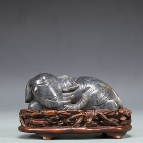 A Exquisite Greenish Jade Elephant Ornament