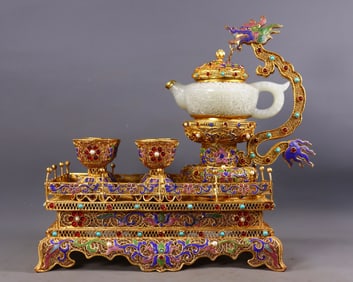 A Set of Fine Gilt Bronze Inlaid White Jade Lotus Pattern Teapot Cup