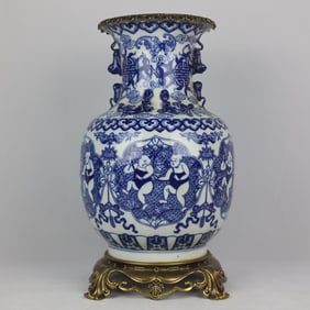 An Exquisite Blue and White Inlaid Bronze Bats and Peach Pattern Character and Story Pattern