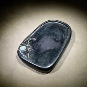 An Exquisite Bats Pattern Inkstone