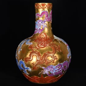 An Exquisite Enamel Dragon Pattern Seawater Pattern Vase