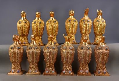 A Set of Fine Gilt Bronze Auspicious Beast Ornament