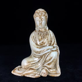 An Exquisite Blance-De-Chine Statue of Avalokitesvara