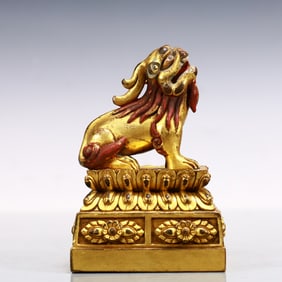 A Exquisite Gilt Bronze Lion