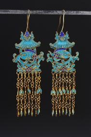 A Pair of Exquisite Gilt Silver Fish Pattern Earrings